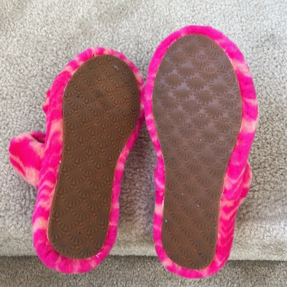 UGG Girls size4 ohh yeah  Zebra Slide - Picture 2 of 5